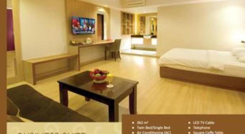 Borneo Hotel Pontianak Eksteriør bilde